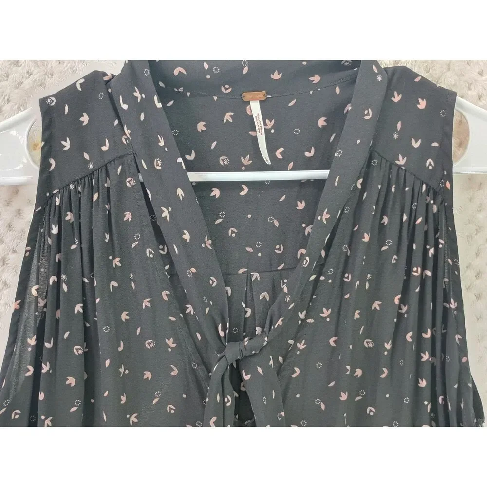 Free People Tuck In Top Women's Large Black Sleeveless Tie Closure Top